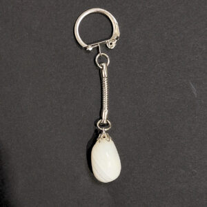 Tejkvarc kulcstartó 02