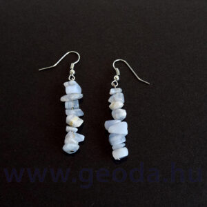 Kalcedon fűzött fülbevaló