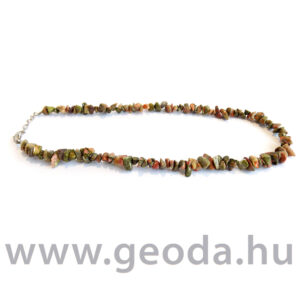 Unakit fűzött nyaklánc